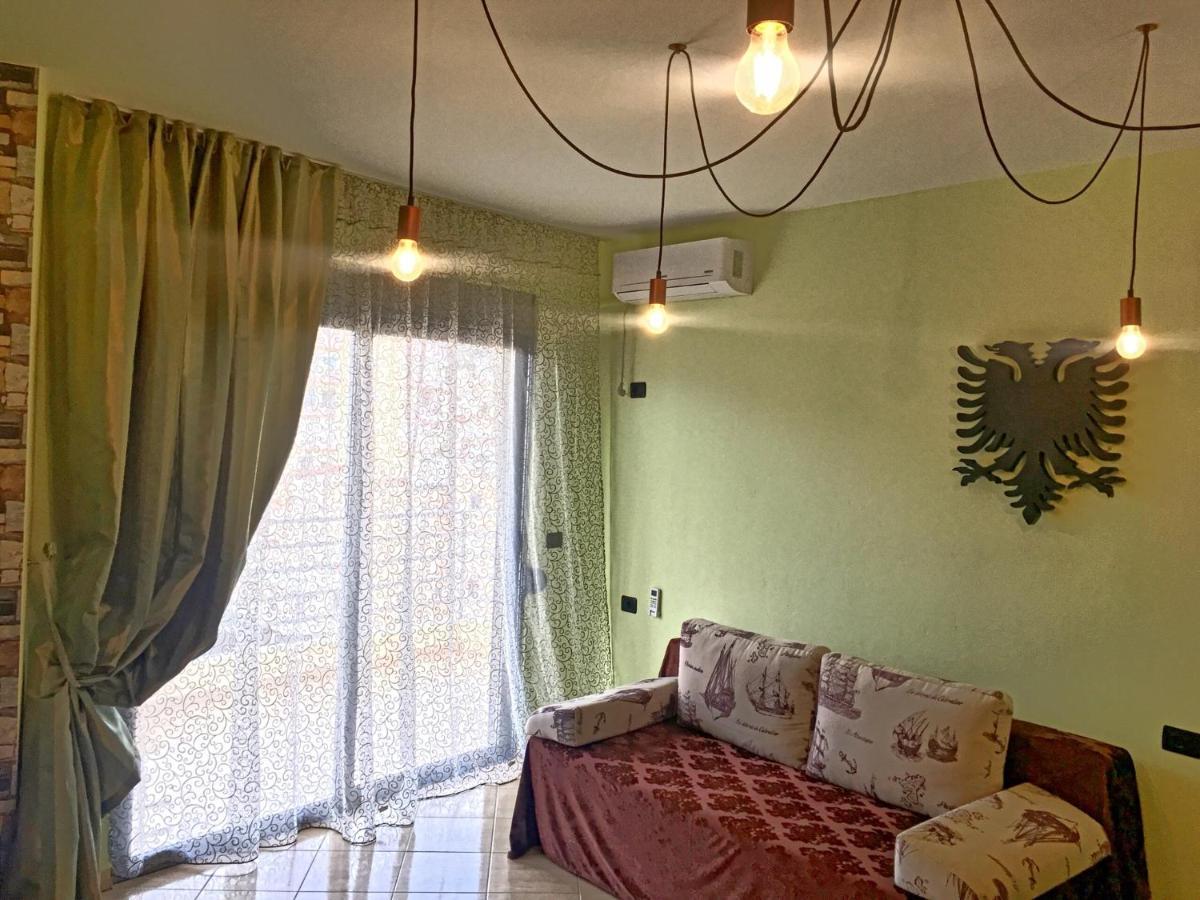 Royal Apartment Luxury Holiday For Queen And King Sarandë Esterno foto